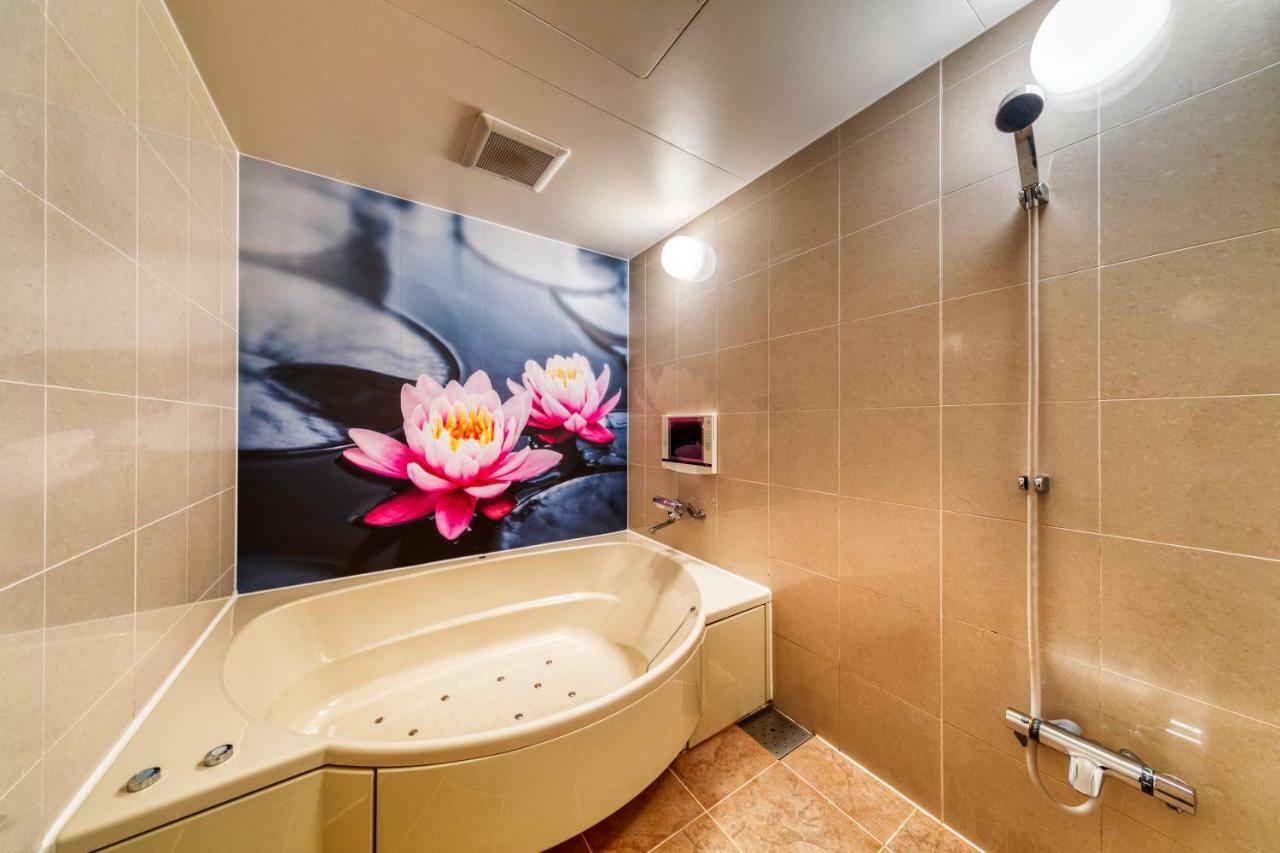 Hotel Lotus Otsu (Adults Only) Exterior photo